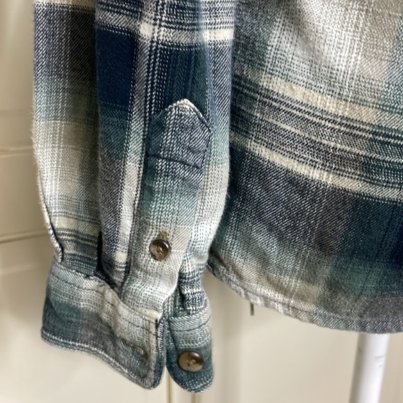 Carhartt Women’s Beartooth Hooded Flannel Button Down Shirt Navy Size XS - Picture 6 of 12